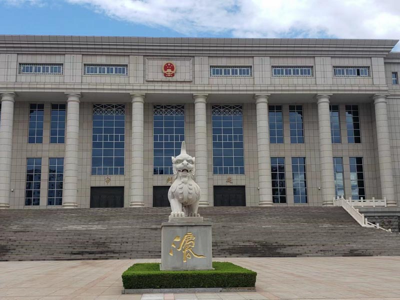 上海法律咨询网提醒：承诺“包赢”的律师不可信