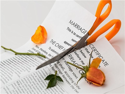 上海婚姻财产律师讲共同财产必须均分吗